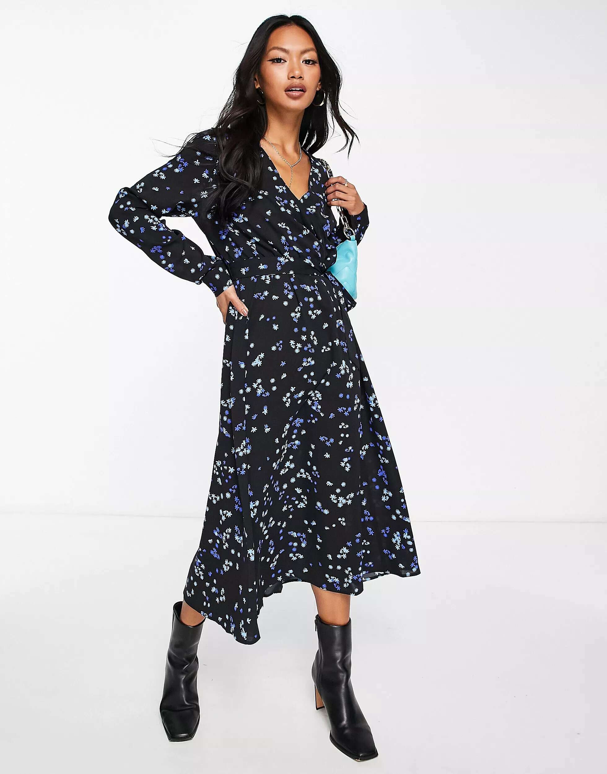Эксклюзивное черное платье макси с цветочным запахом Vero Moda блузка с запахом vero moda сиреневого цвета с ярким цветочным принтом
