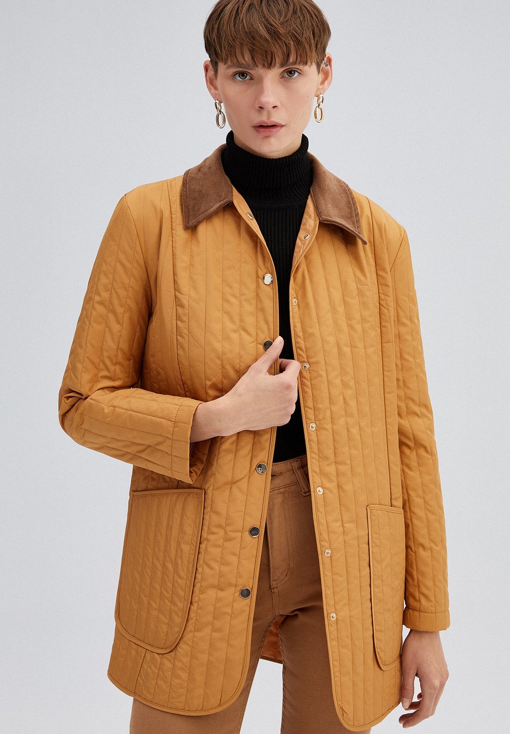 Короткое пальто Touché Privé, светло-коричневый