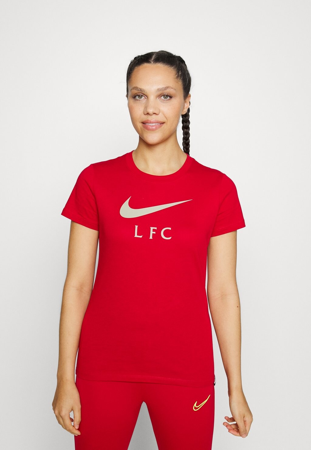 

Футболка с принтом Nike, красный