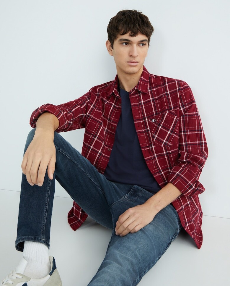 

Мужская рубашка в клетку с карманом Tommy Jeans, гранатовый