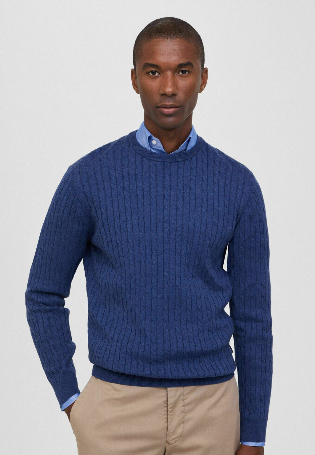 цена Вязаный свитер CABLE CREW Façonnable, цвет naval blue