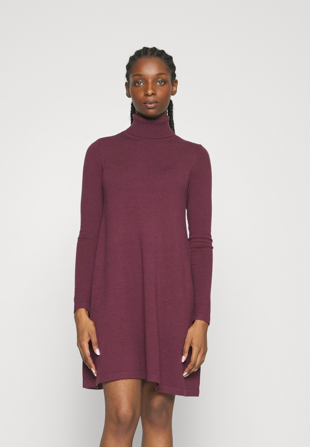 

Платье Vero Moda Petite ПЛАТЬЕ VMHAPPINESS С ВЫГОЛОМ, цвет wine tasting