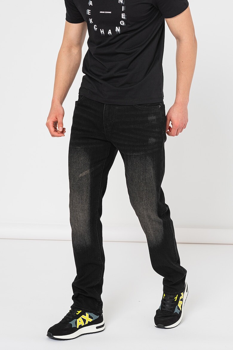 

Джинсы с потертым эффектом Armani Exchange, черный