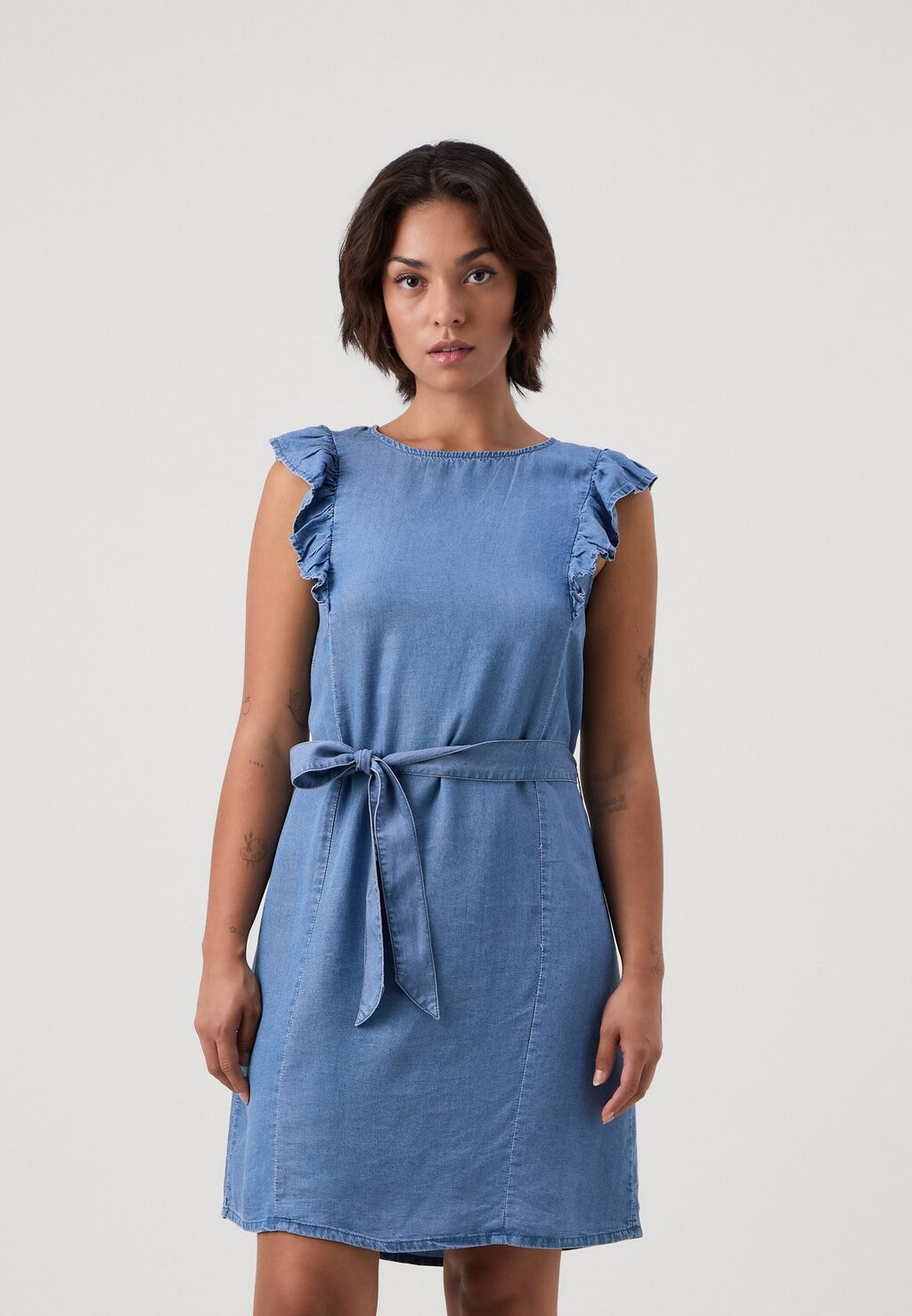 

Джинсовое платье Onlpema Frill Belt Dress Only, средний синий деним