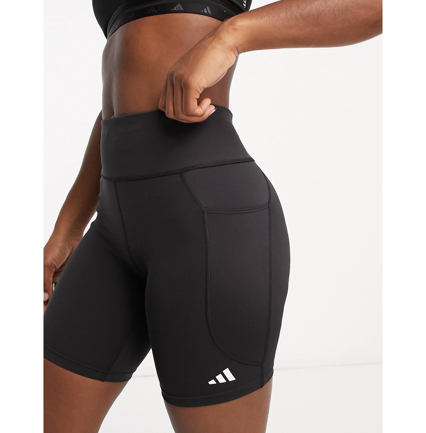 

Черные леггинсы-шорты adidas Running Daily Run adidas performance