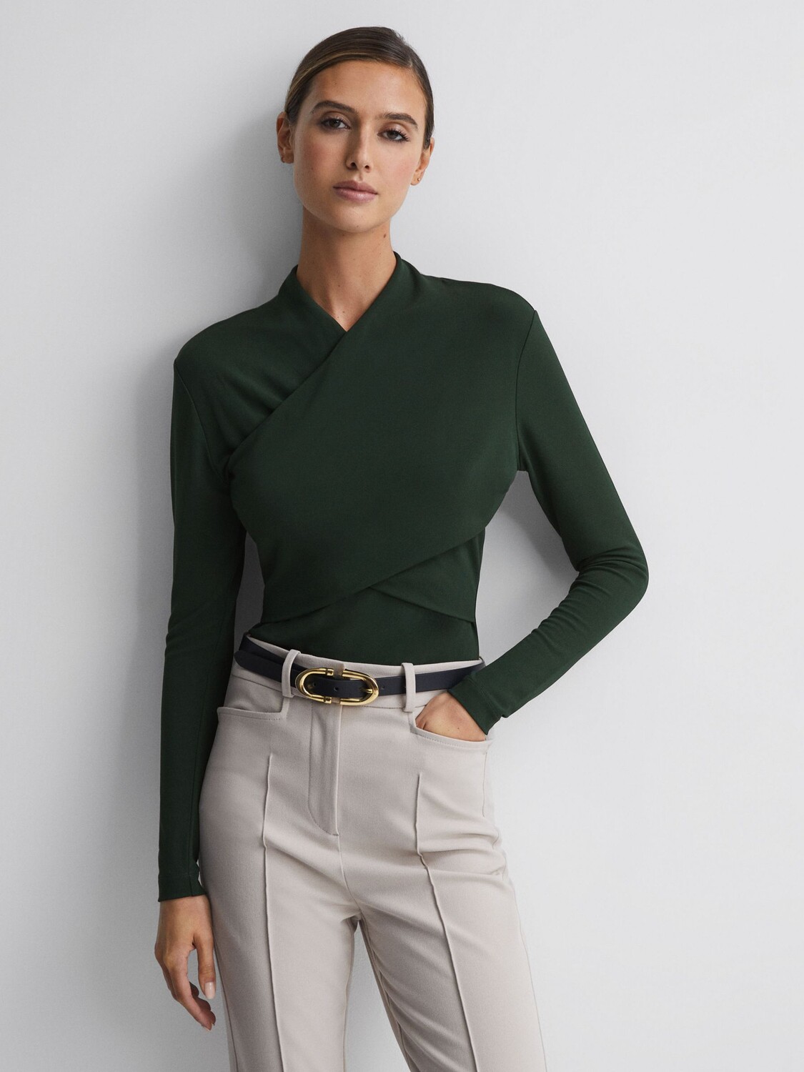 

Топ Ellie с длинными рукавами и перекрестием спереди Reiss, зеленый