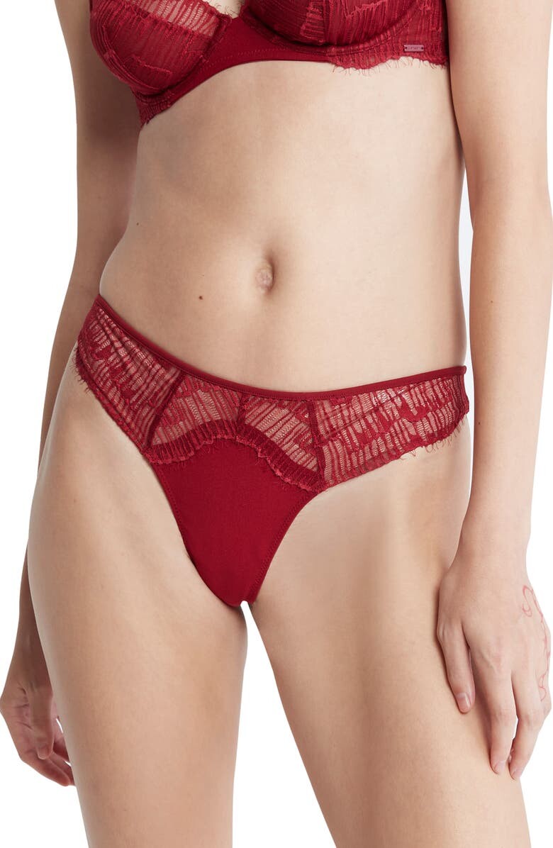 

Линейные кружевные стринги CALVIN KLEIN