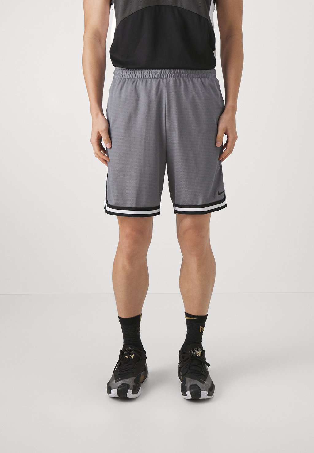 Спортивные шорты Dna 8In Nike, цвет cool grey/black