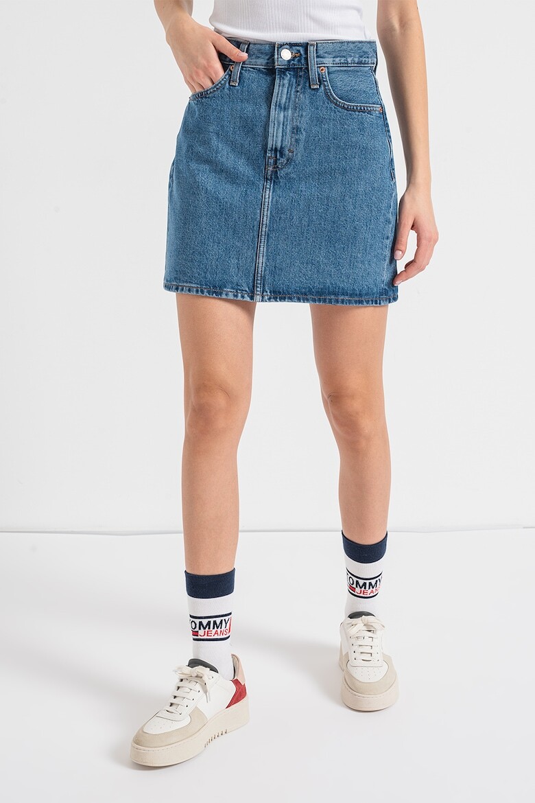

Короткая джинсовая юбка Mom Tommy Jeans, синий