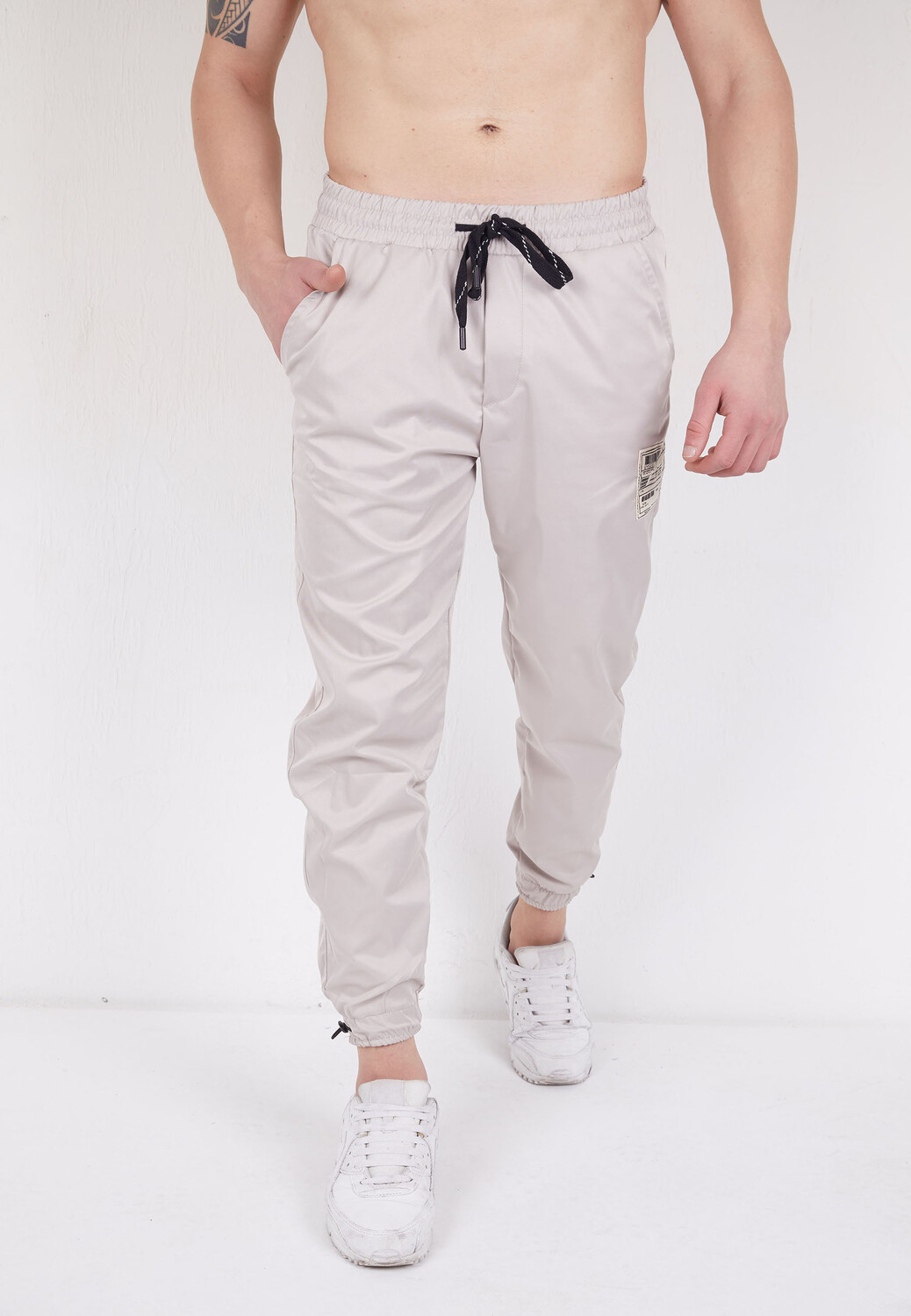 

Спортивные брюки Tom Barron Hose mit elastischen Bündchen, бежевый