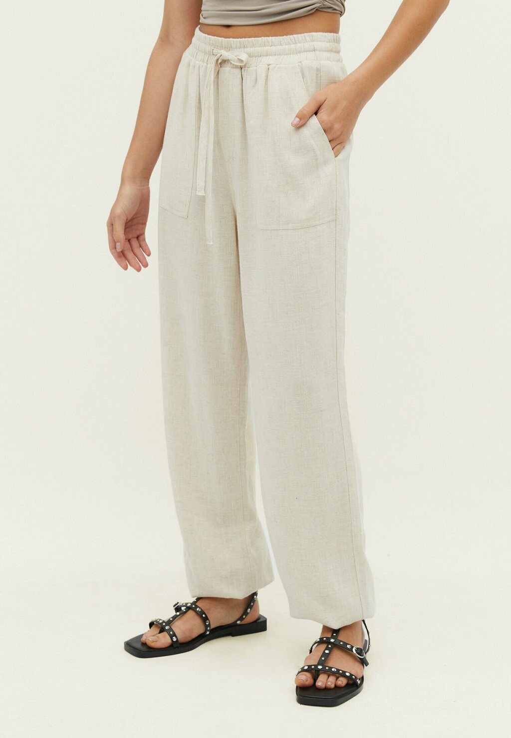 

Спортивные брюки Stradivarius, бежевый