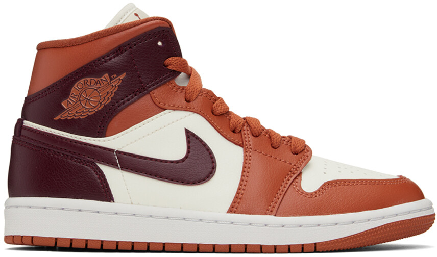 

Бело-оранжевые кроссовки Air Jordan 1 Mid Nike Jordan, Оранжевый, Бело-оранжевые кроссовки Air Jordan 1 Mid Nike Jordan