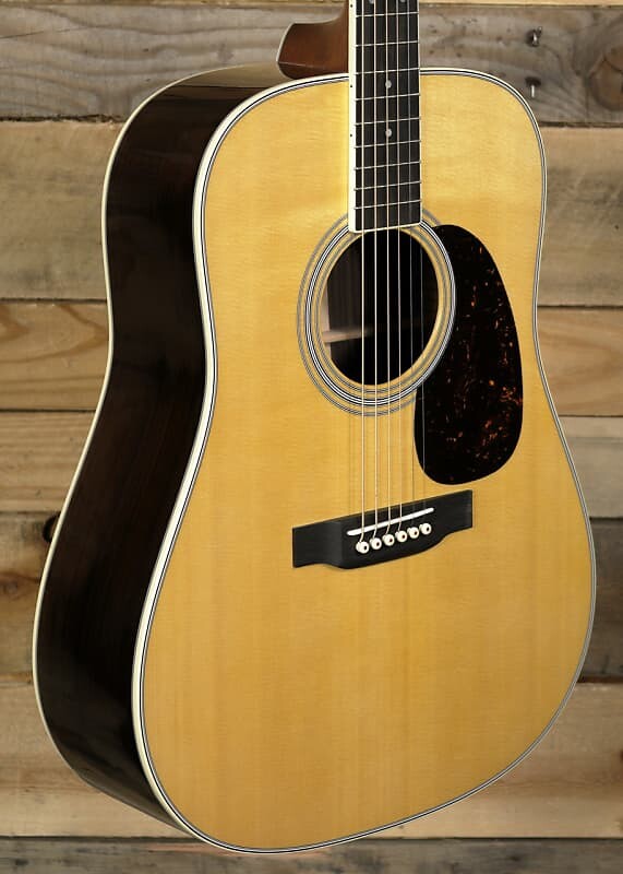 

Акустическая гитара Martin D-35 Acoustic Guitar Aging Toner Natural w/ Case