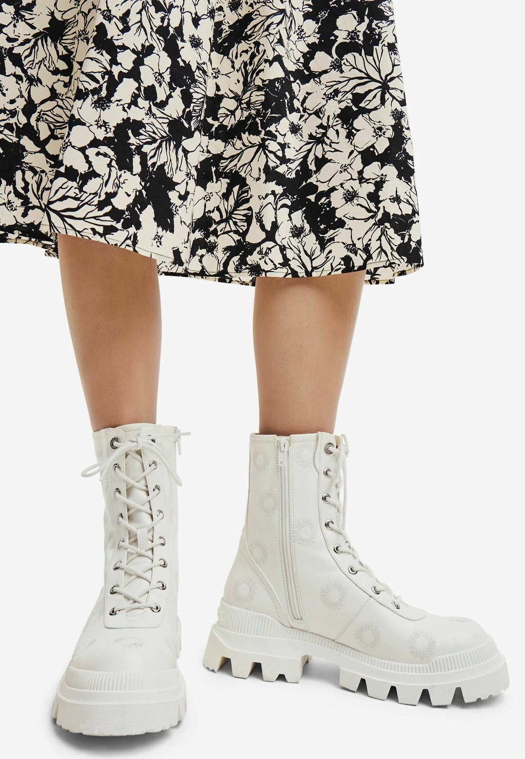 

Ботинки на платформе EMBROIDERED TRACK Desigual, бежевый