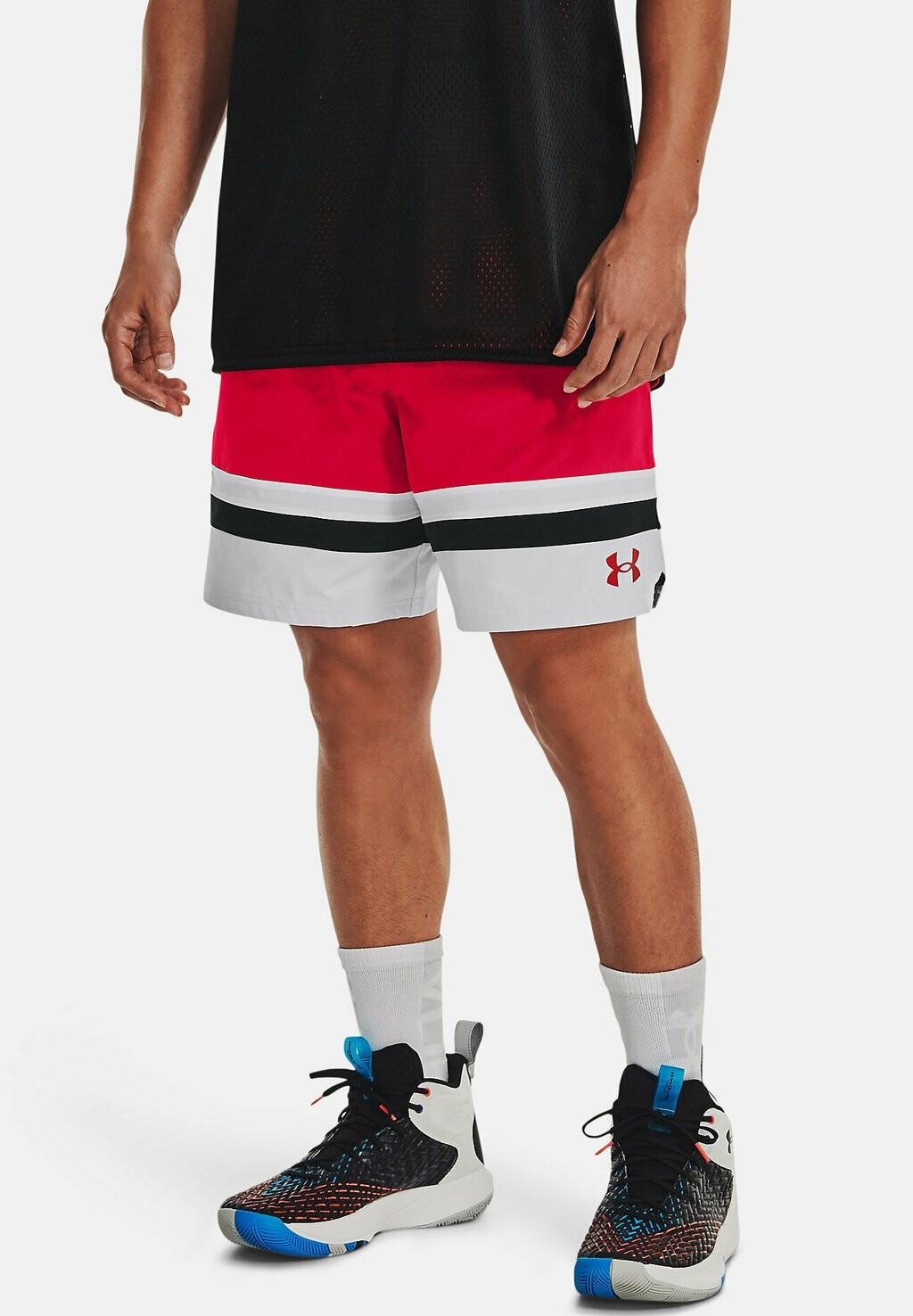 

Спортивные шорты Under Armour