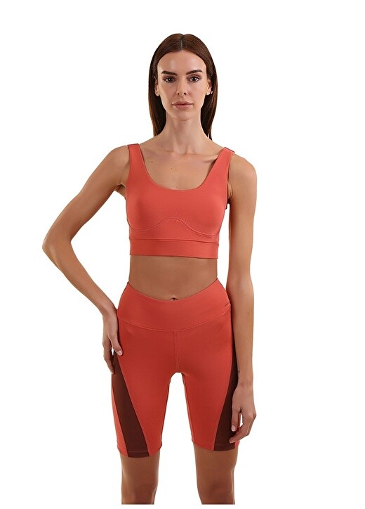 

Красные женские короткие леггинсы Grab