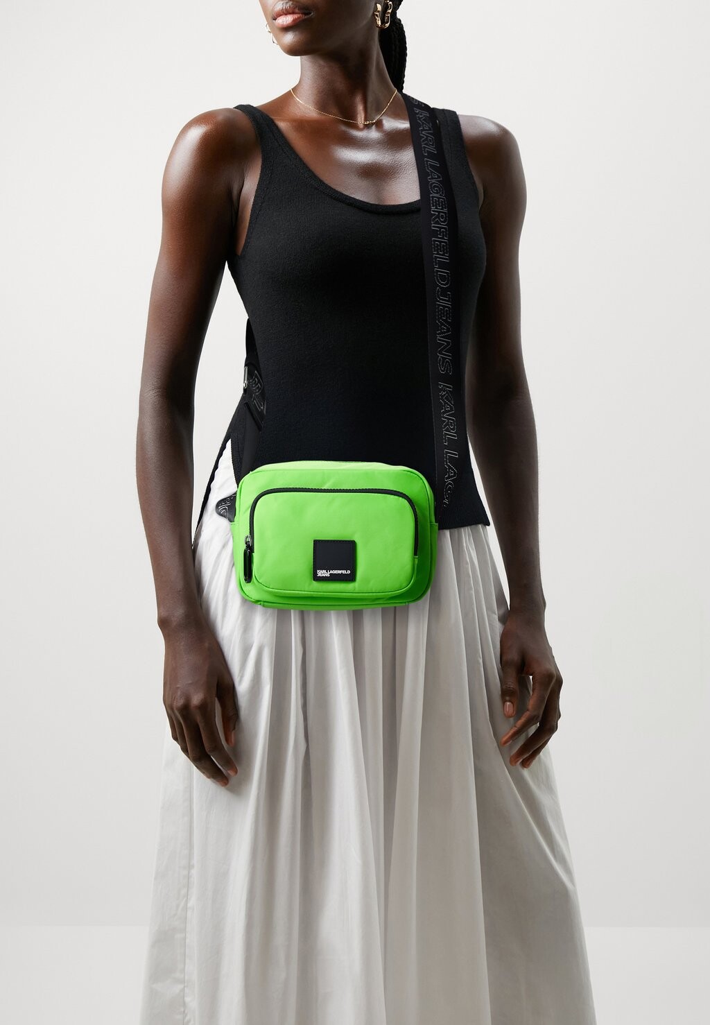

Сумка через плечо CROSSBODY PATCH Karl Lagerfeld Jeans, цвет green gecko