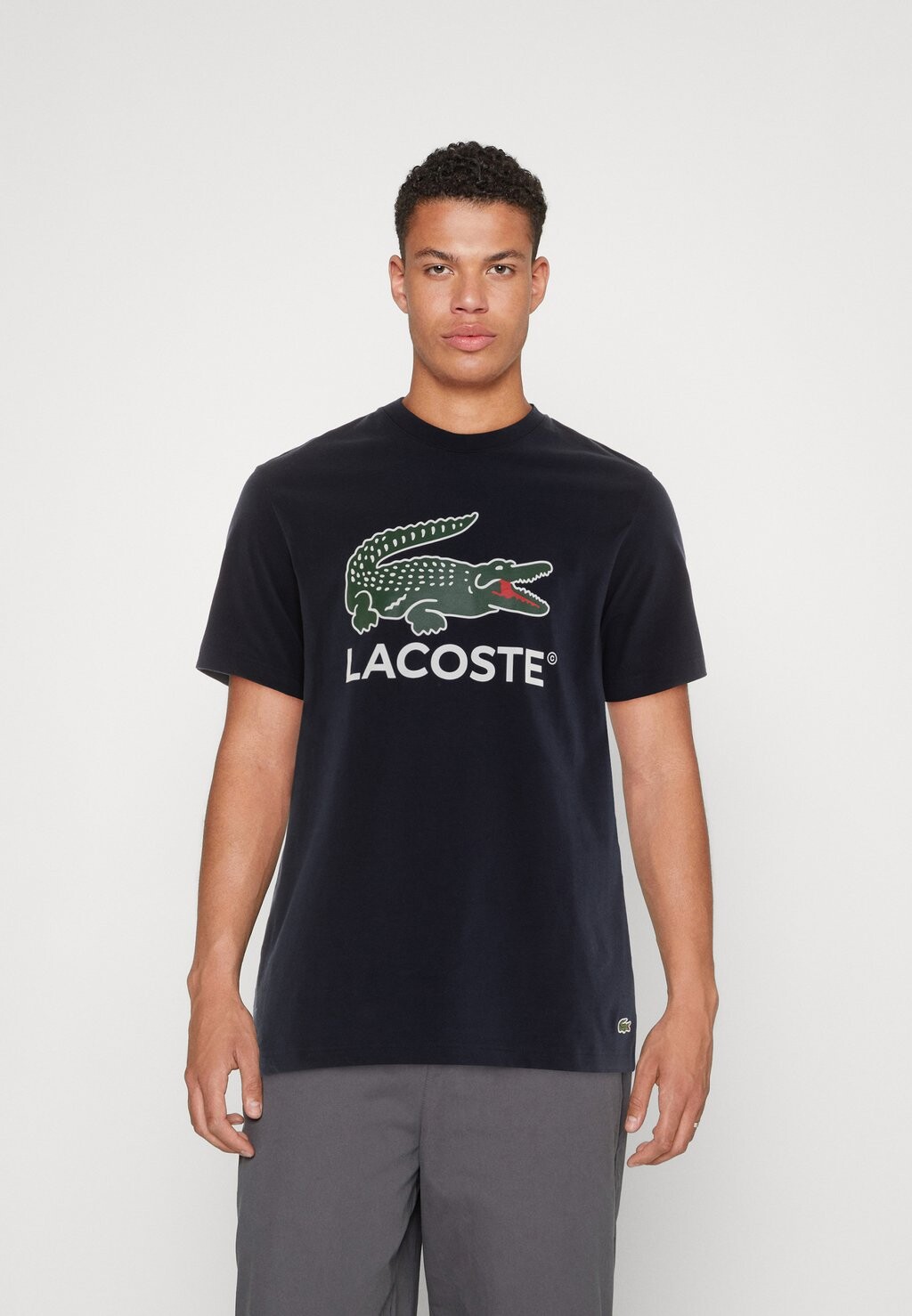 

Футболка с принтом Lacoste, темно-синий