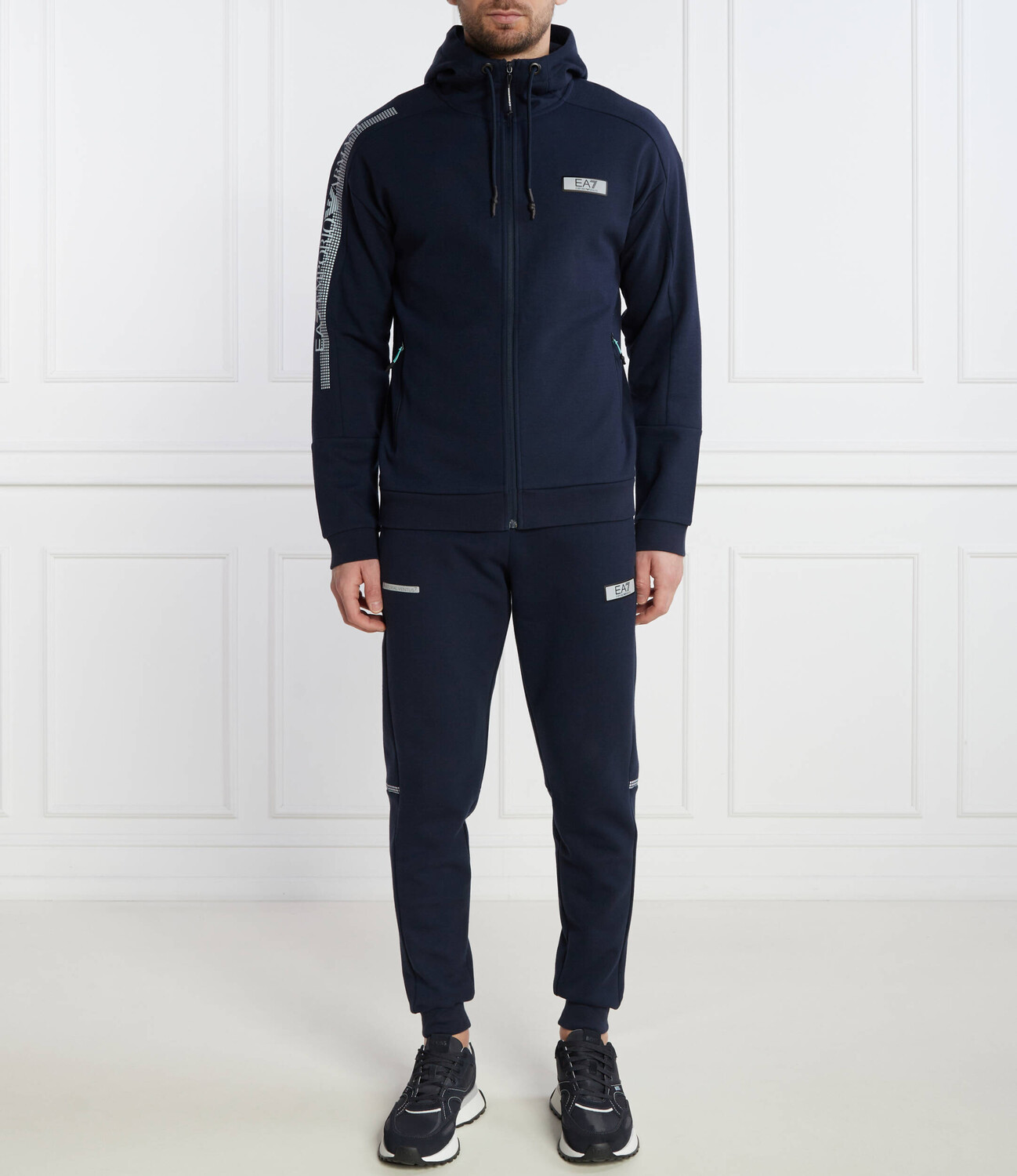 

Спортивный костюм EA7 Regular Fit, темно-синий