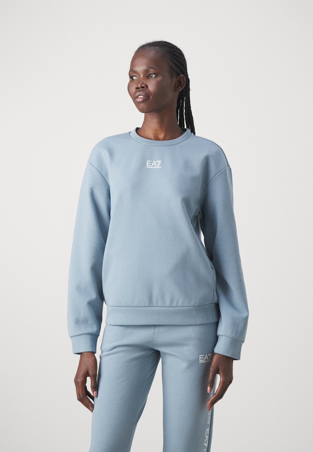 

Толстовка EA7 Emporio Armani, светло-темно-синий