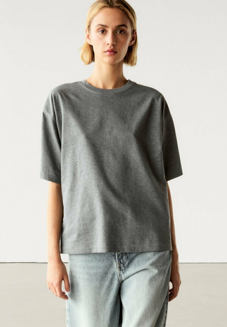

Базовая футболка Massimo Dutti, серый