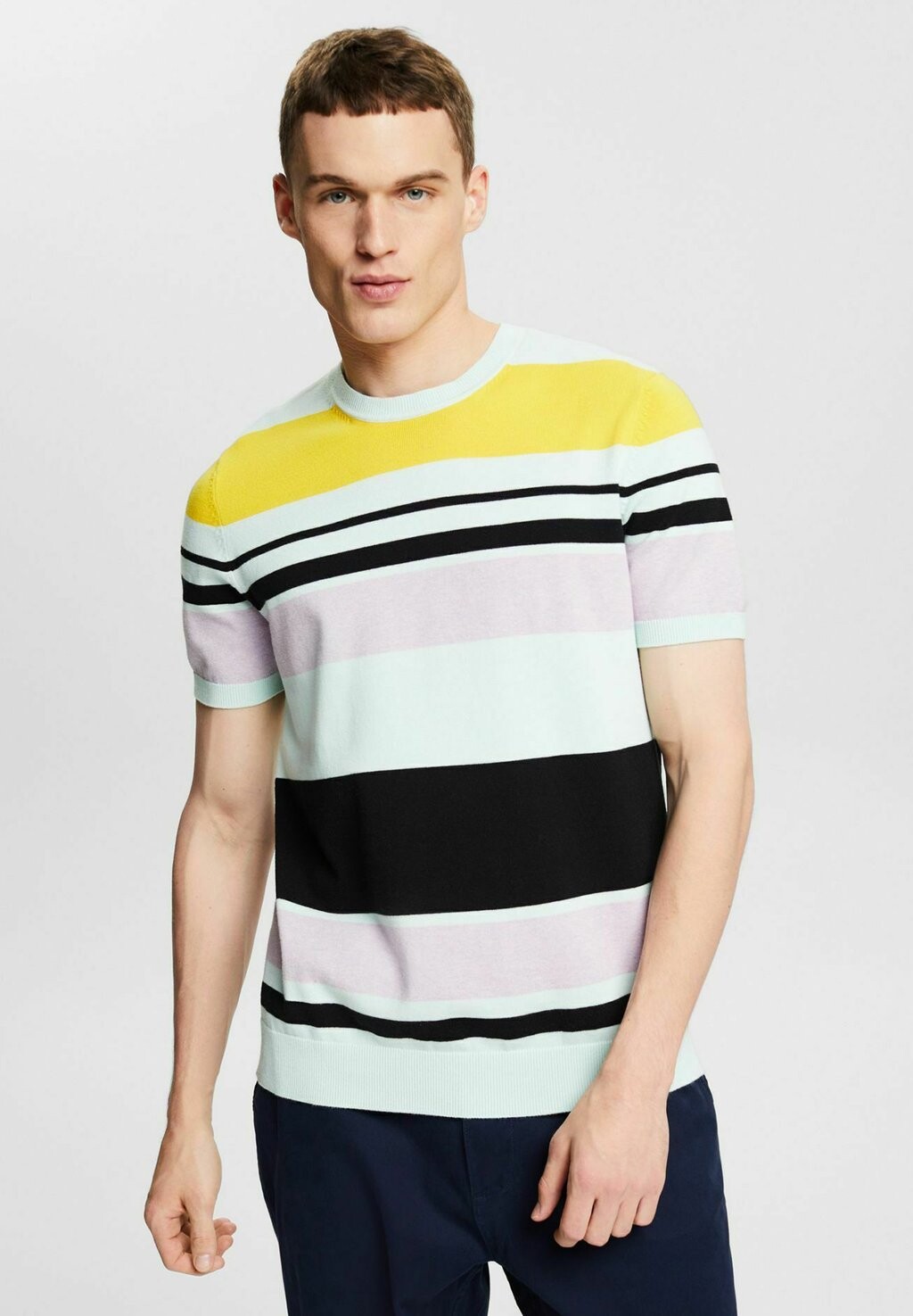 

Футболка с принтом Esprit, светло-зеленый