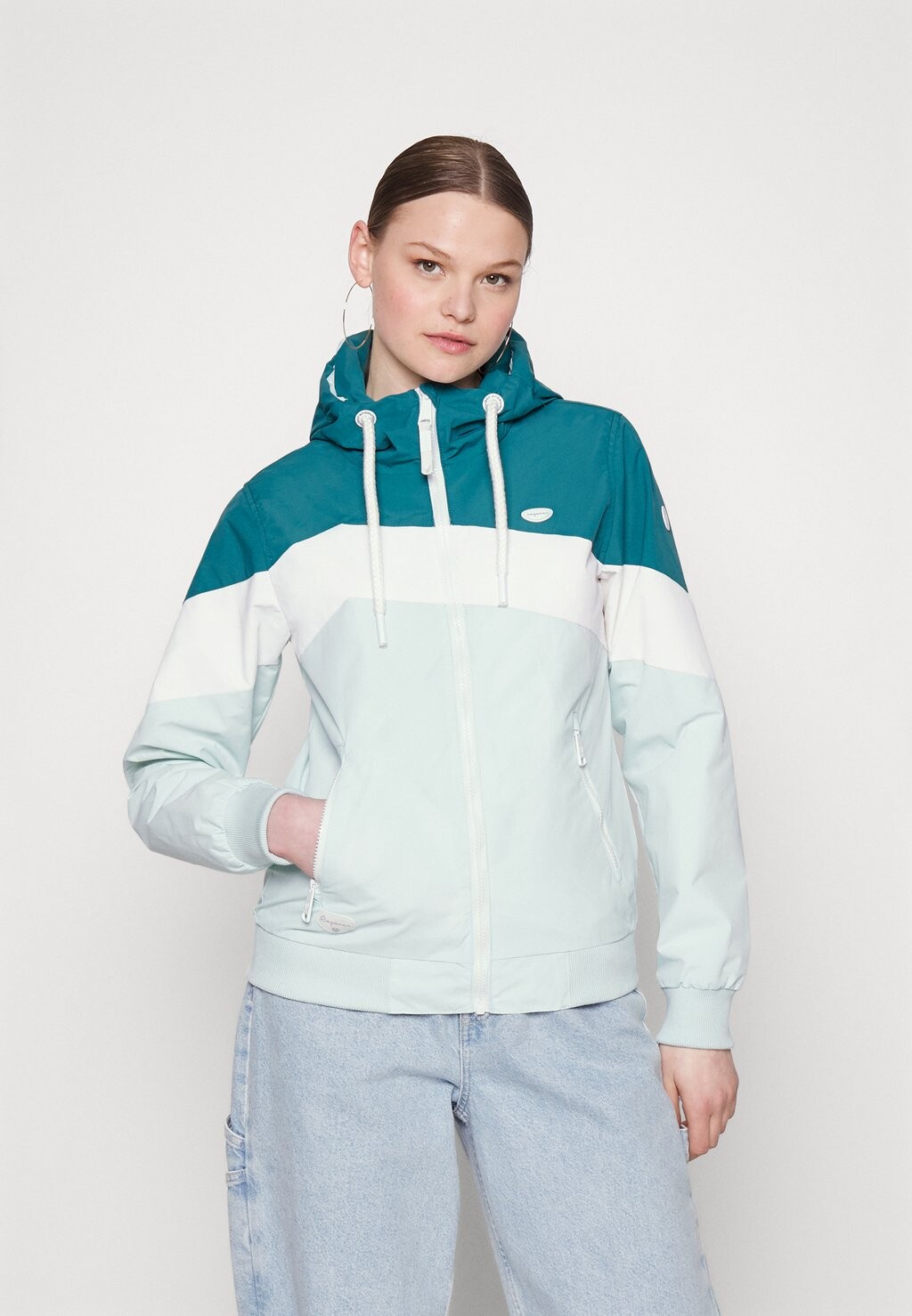 

Летняя куртка Ragwear, Серый