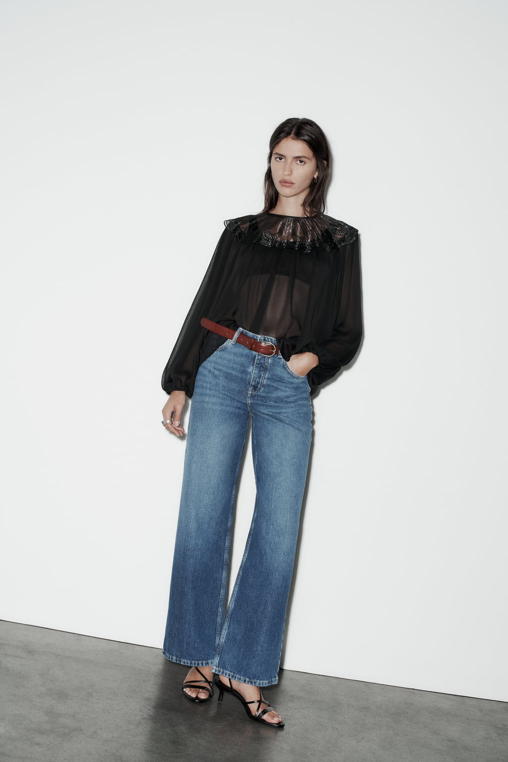 

Блузка из органзы с воротником Питера Пэна ZARA, черный