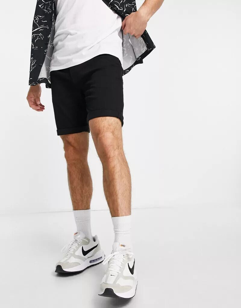 

Черные узкие джинсовые шорты Pull&Bear