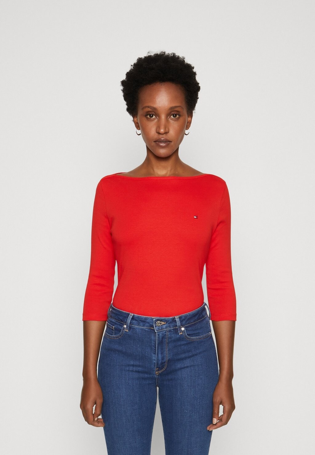

Топ с длинными рукавами Tommy Hilfiger NEW CODY SLIM BOAT, цвет fierce red