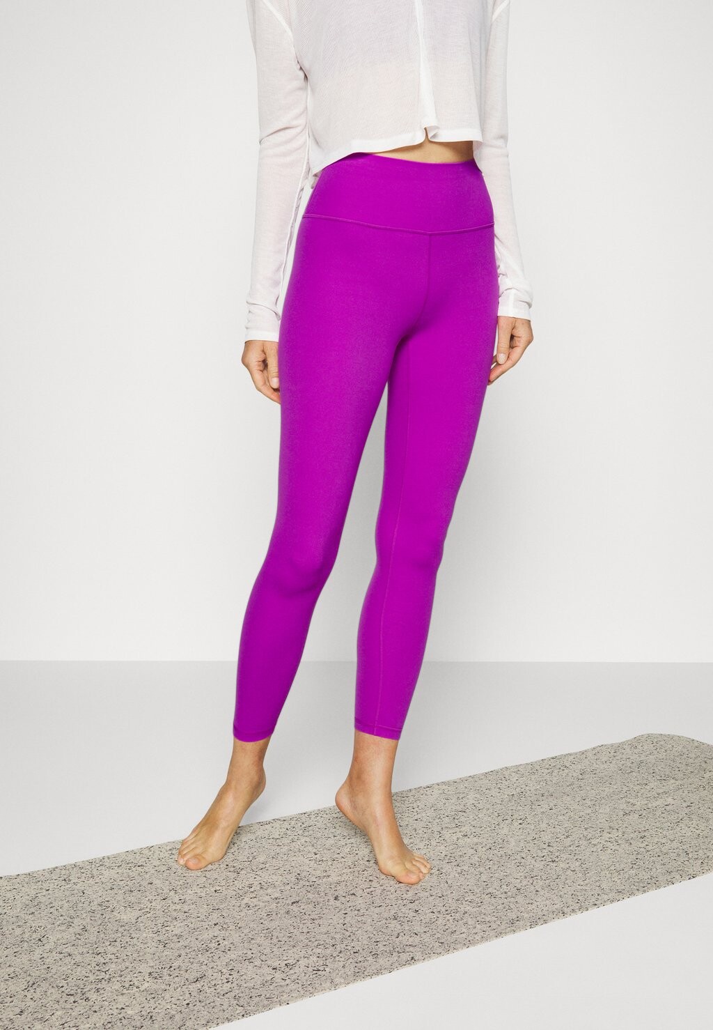 

Тайтсы Athleta
