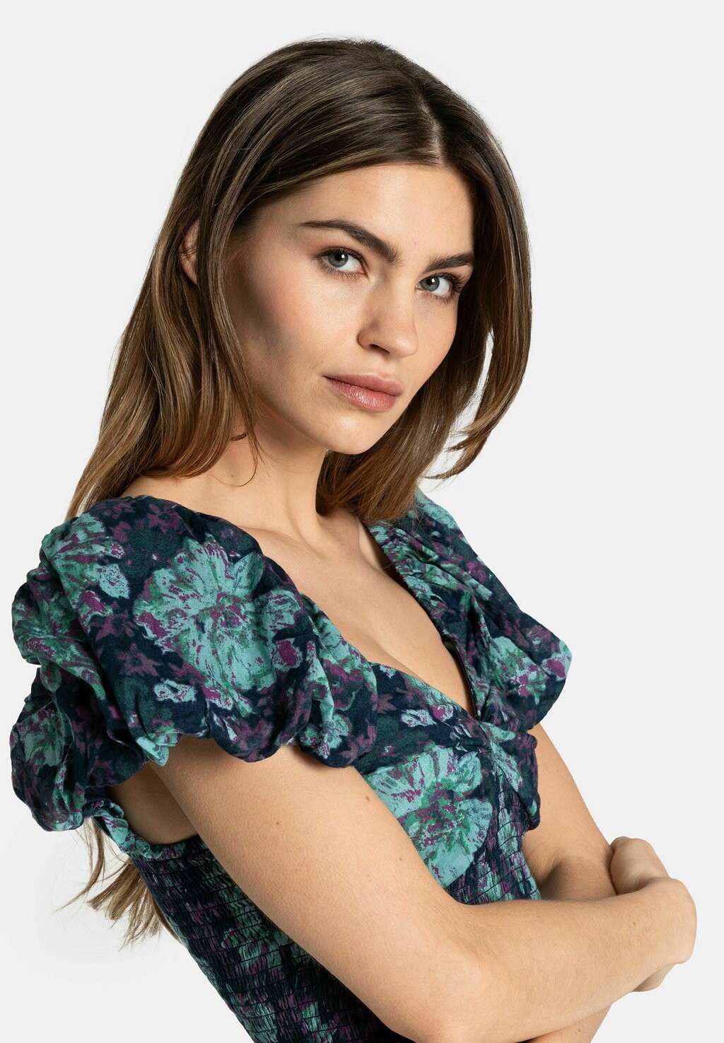 

Платье из джерси SHORT SLEEVE SUNDRENCHED Free People, темно-зеленый