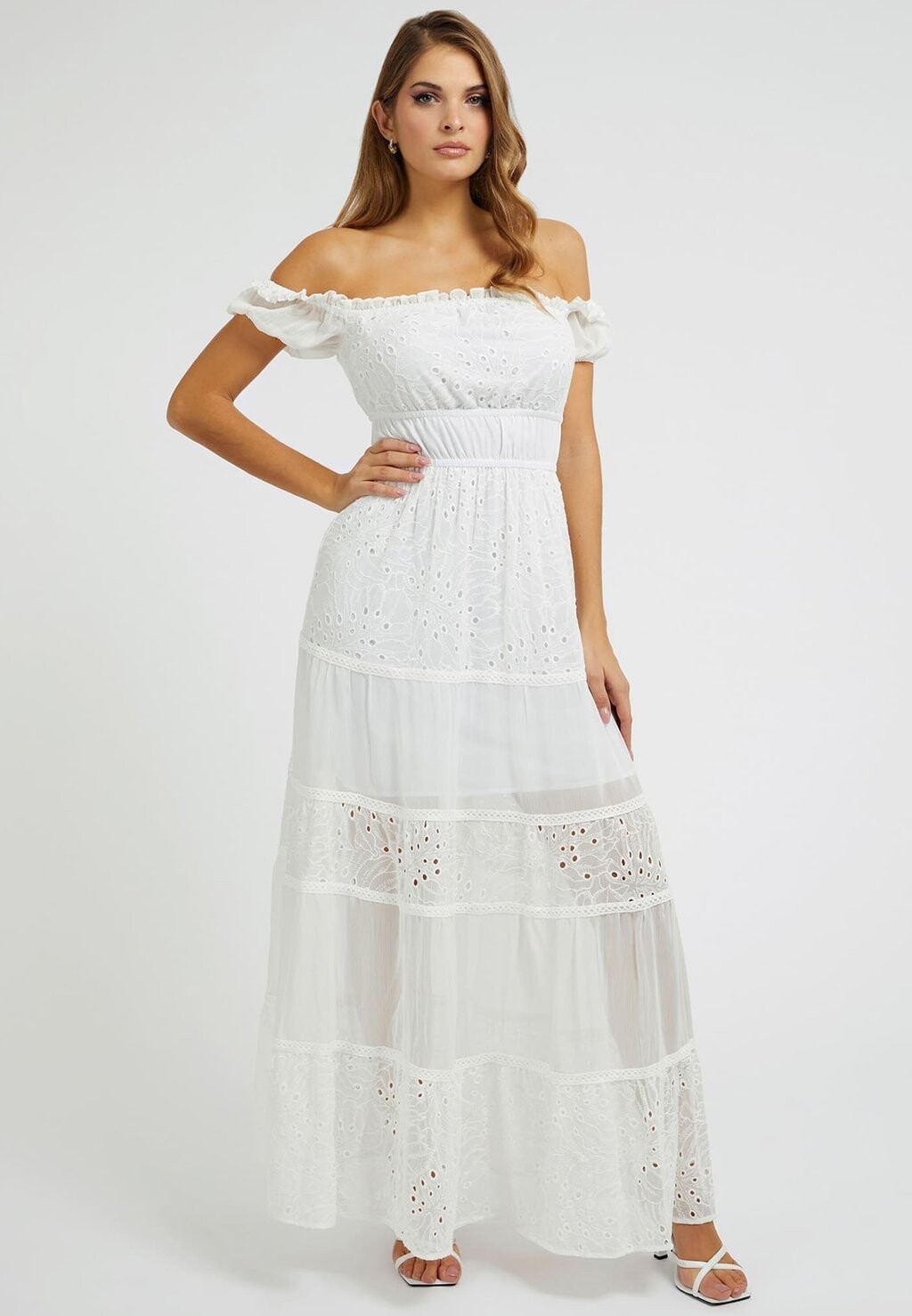 

Длинное платье Guess