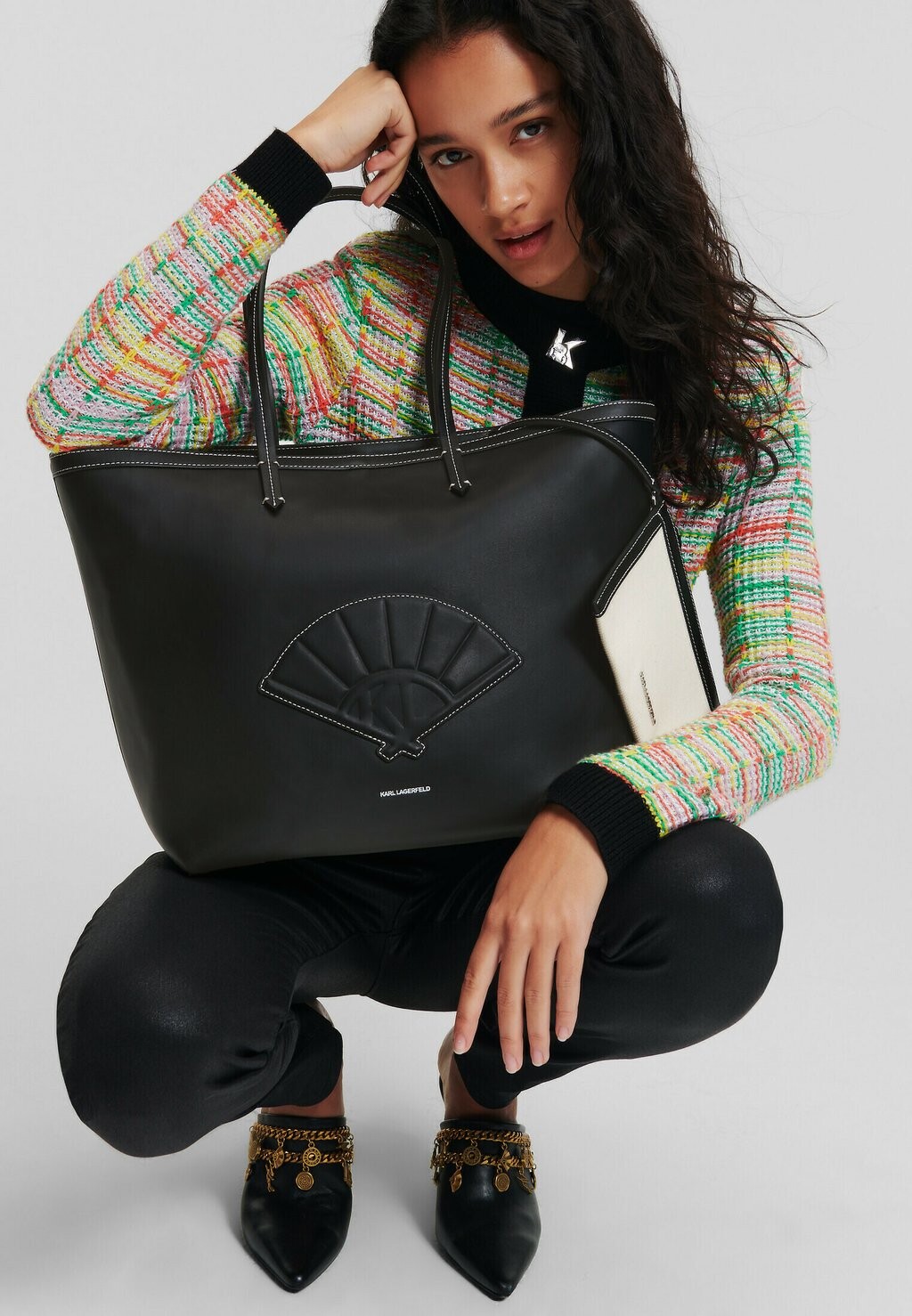 

Сумка для покупок Fan Large KARL LAGERFELD, черный