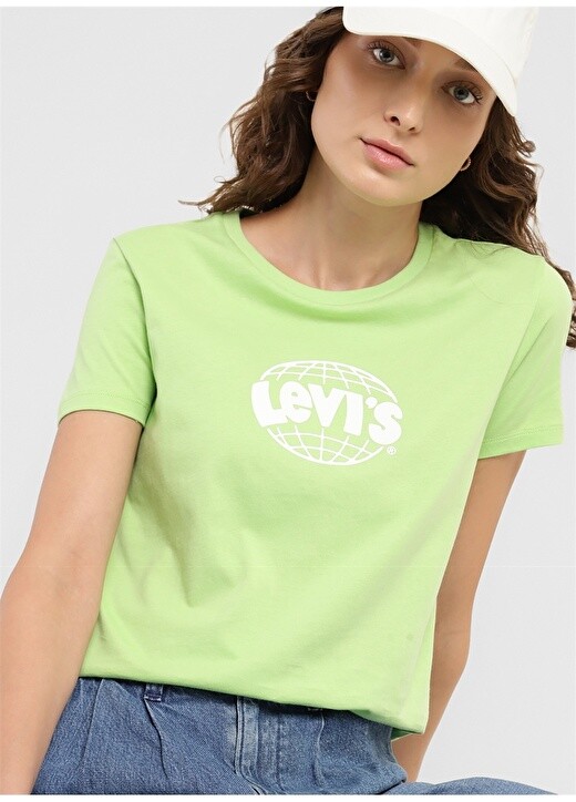 

Футболка Levis