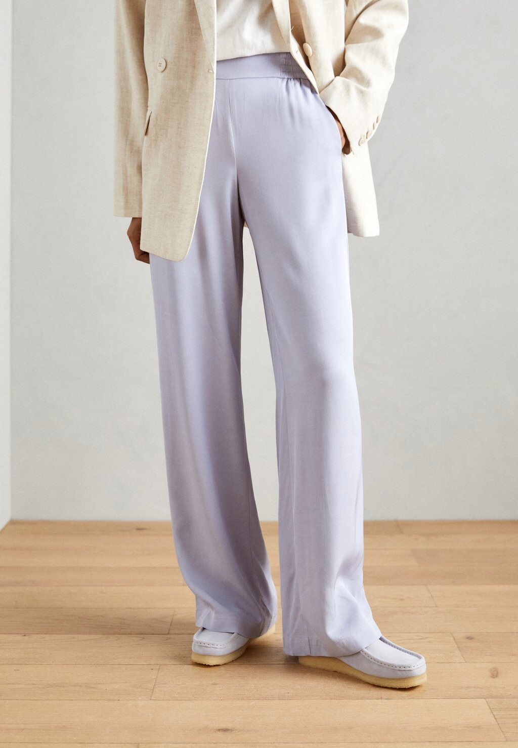 

Брюки Esprit, цвет light blue lavender
