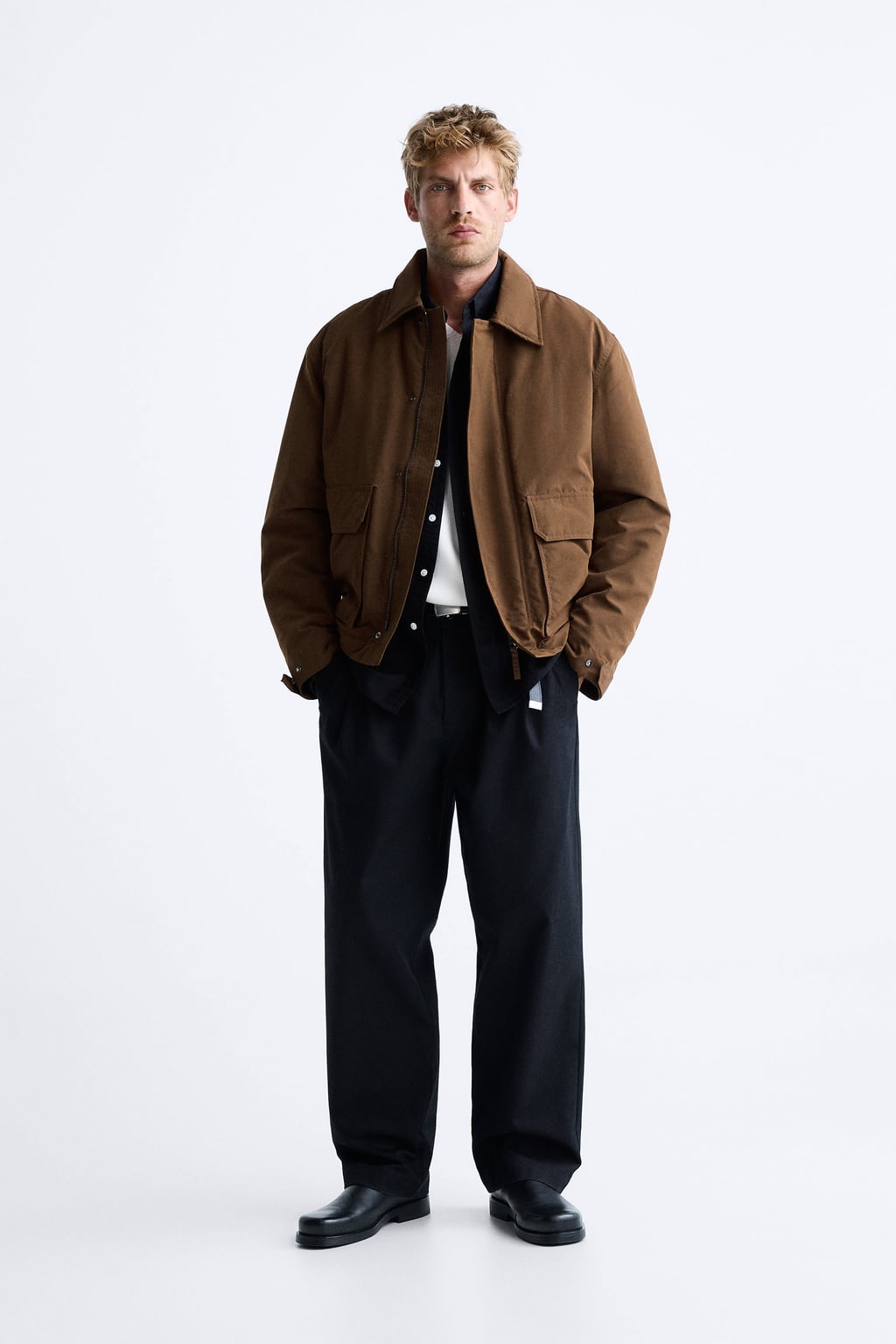 

Стеганая куртка с карманами ZARA, карамельный