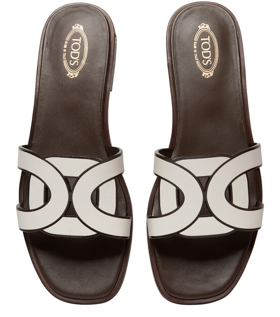 

Сандалии Cuoio на плоской подошве Tod'S