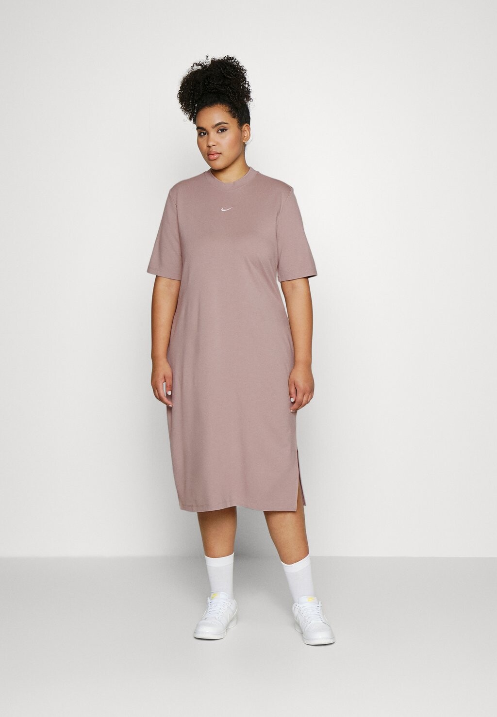 

Платье из джерси Nike