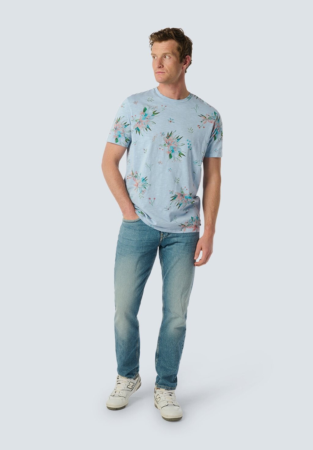 

Футболка с принтом STYLISH WITH ROUND NECK AND BOTANICAL FLOWER NO EXCESS, светло-голубой