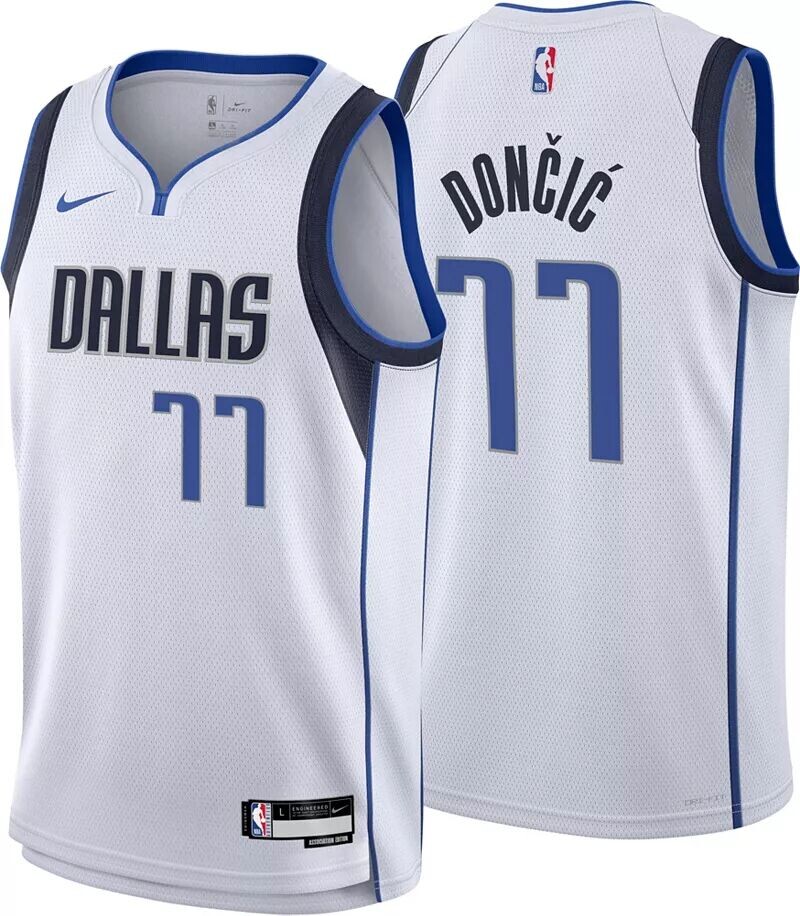 

Белая майка Nike Youth Dallas Mavericks Luka Doncic # 77 Swingman