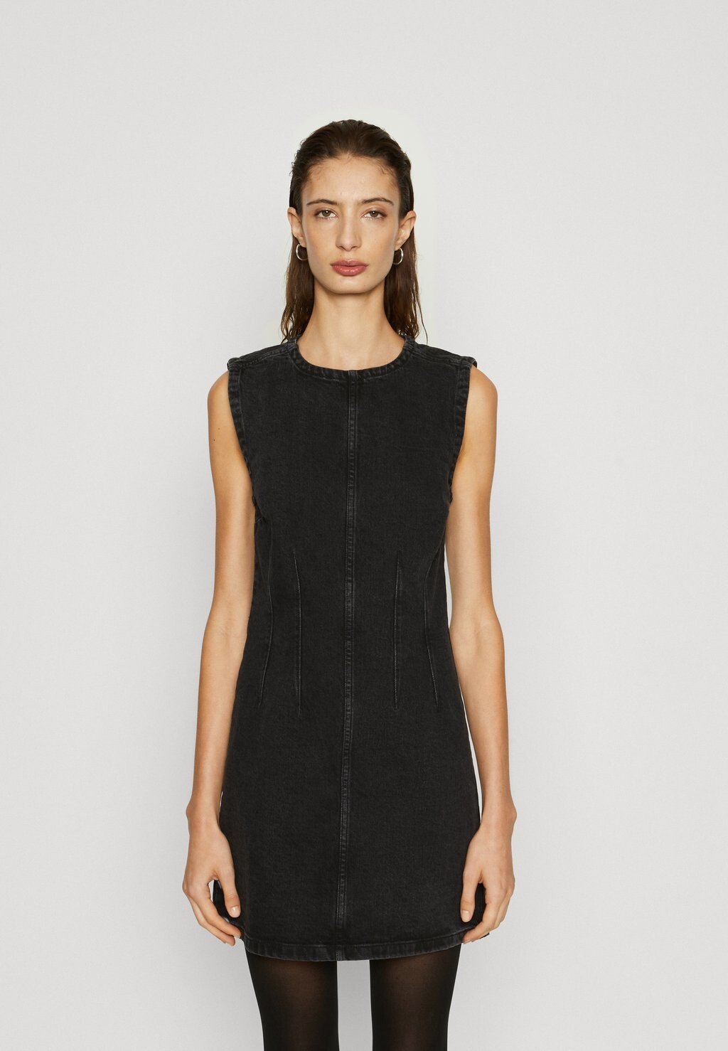 

Платье Vaquero Abercrombie & Fitch SHELL MINI DRESS, цвет black denim wash