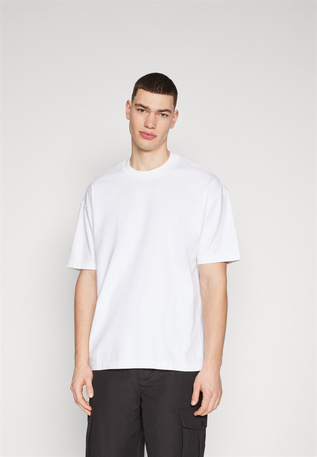 Базовая футболка Isac Crew AllSaints, цвет optic white