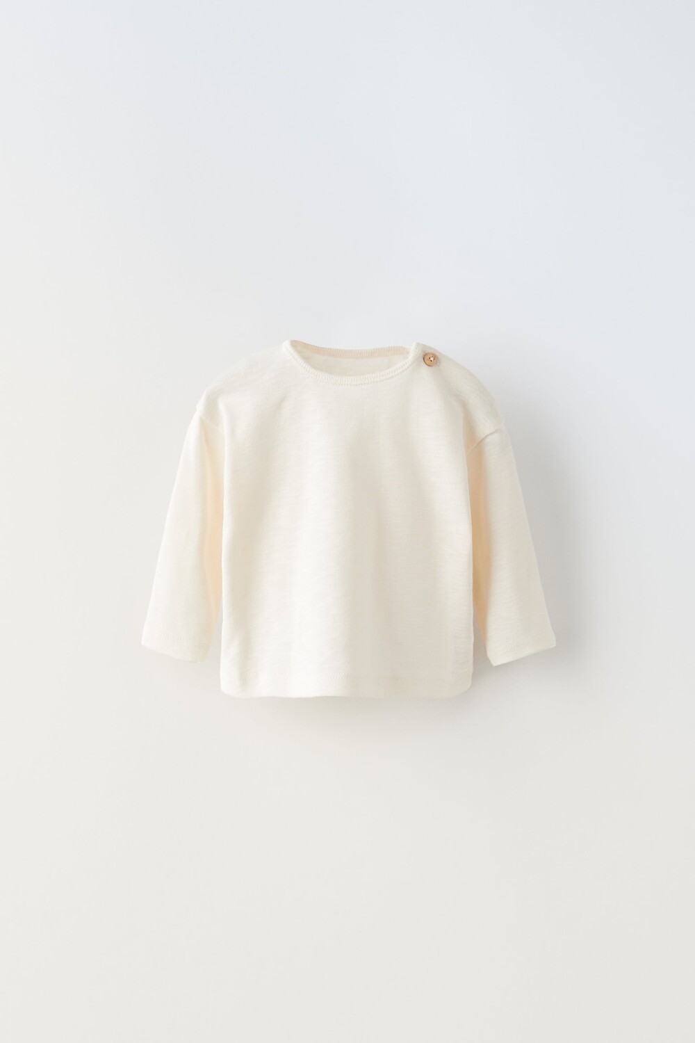 

Одноцветная футболка Zara, светлый экрю