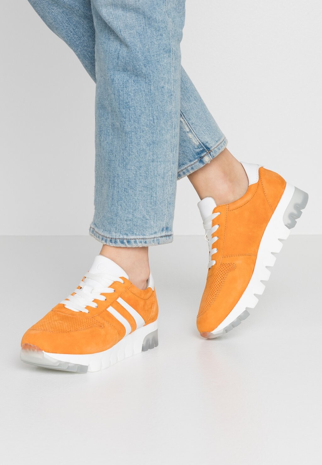 

Кроссовки низкие LACE-UP Tamaris, цвет orange