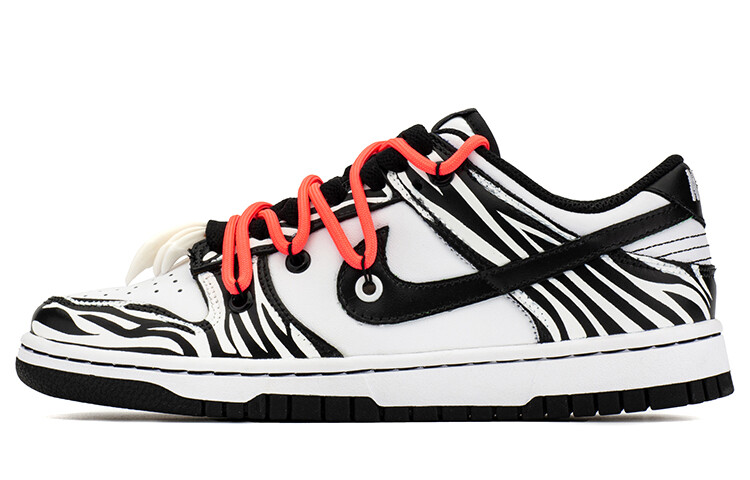 

Женские туфли Nike Dunk Low Skate