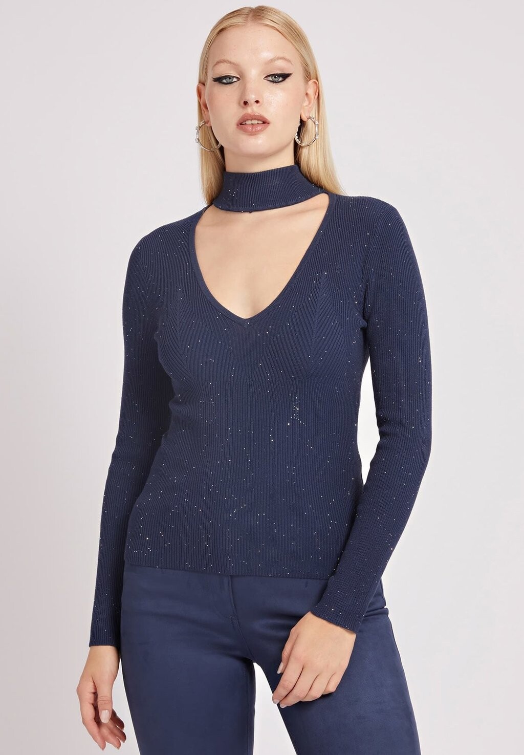 

Свитер Guess