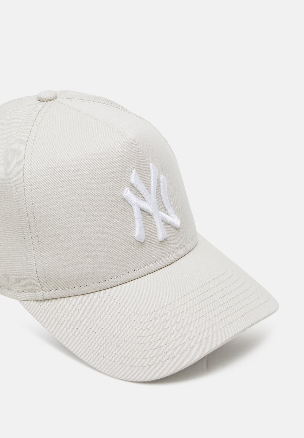 

Бейсболка New Era