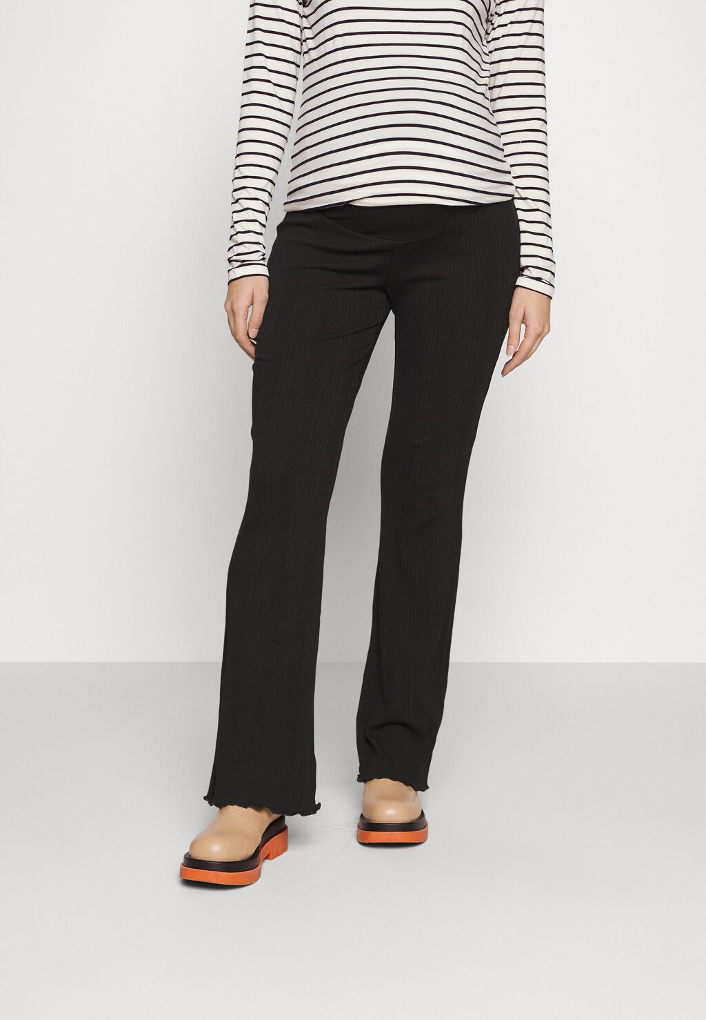 

Брюки Even&Odd, черный Maternity Flared Trouser, черный