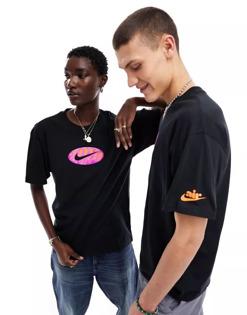 Черная футболка унисекс с графическим принтом Nike M90